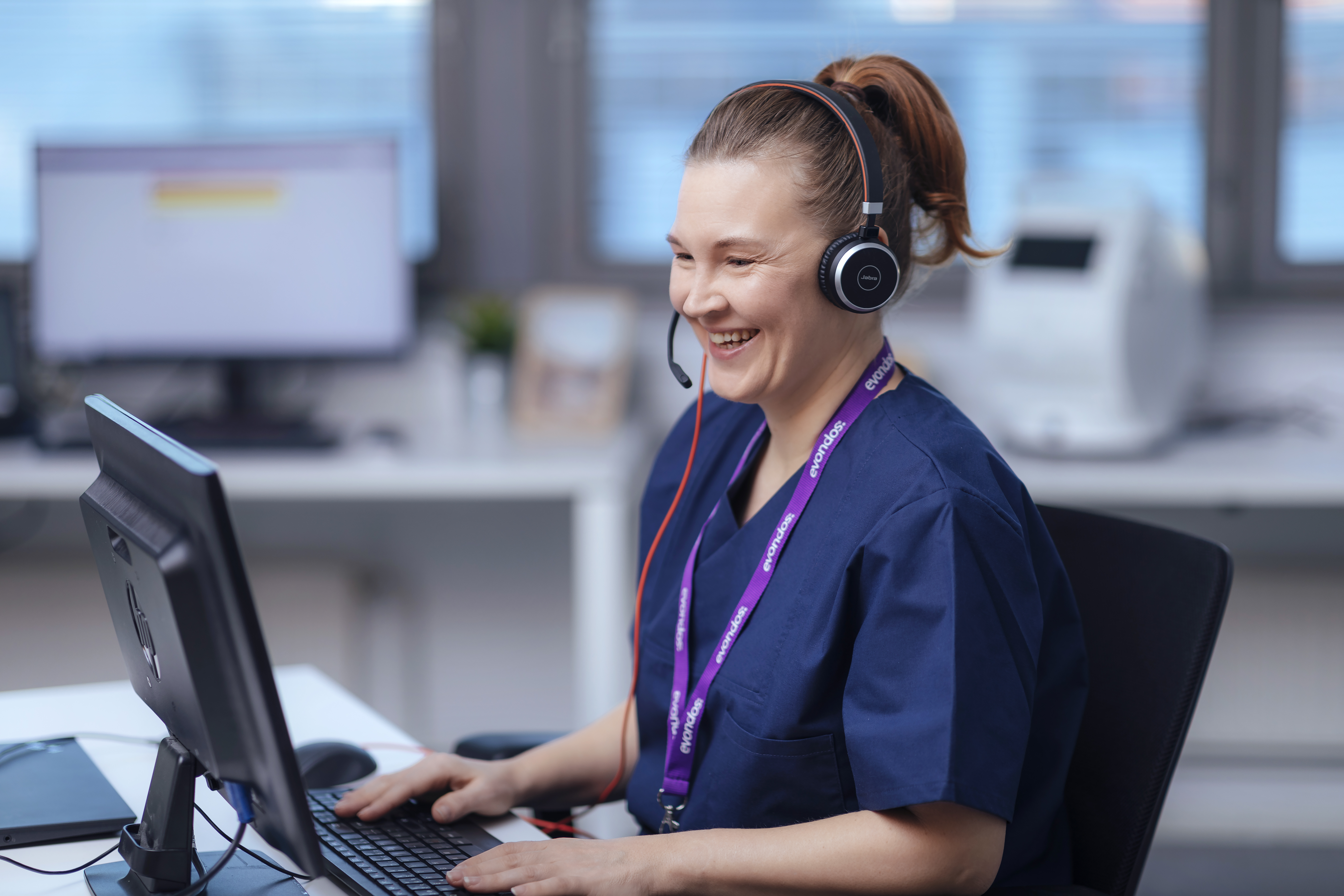 <span id="hs_cos_wrapper_name" class="hs_cos_wrapper hs_cos_wrapper_meta_field hs_cos_wrapper_type_text" style="" data-hs-cos-general-type="meta_field" data-hs-cos-type="text" >Evondosin robotit helpottamassa omaishoitajien arkea</span>